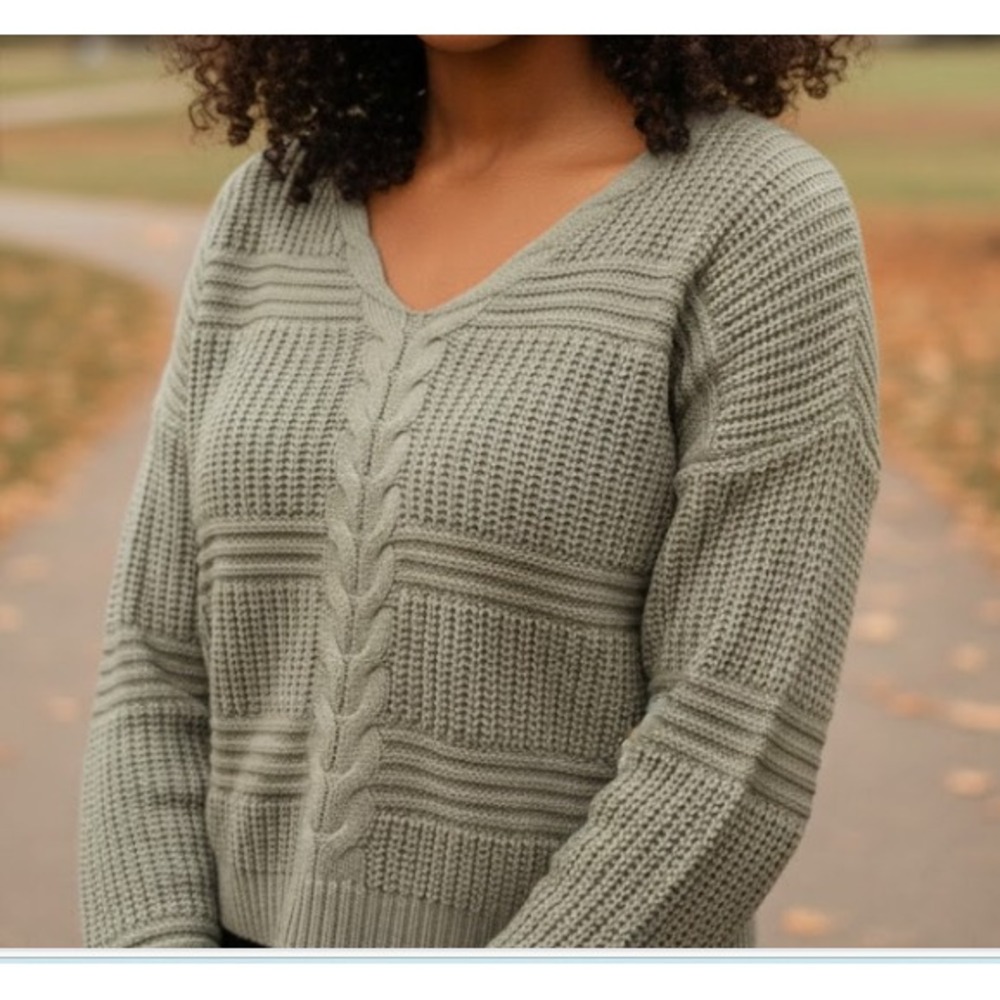FCT With Love‎ Crop Sweater Medium
